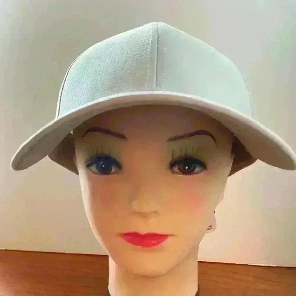 Club Monaco Unisex Ripstop Baseball Hat. Available in Grey or Green. NWT - Picture 7 of 12